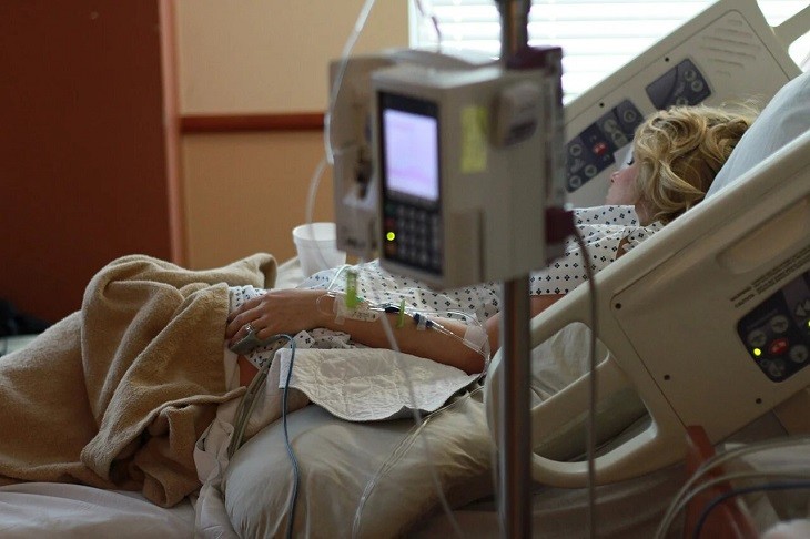 Мурашко заявил о снижении смертности от рака в России
