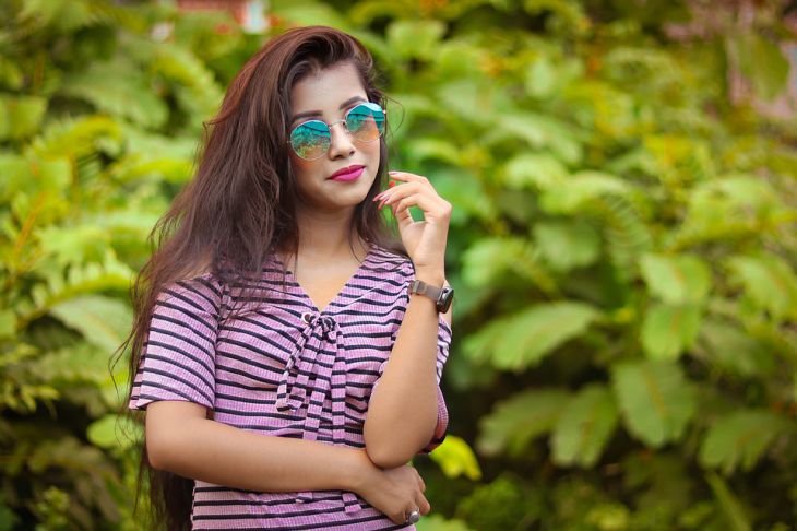 5 жестов, которые показывают, что женщина по своей натуре тиран