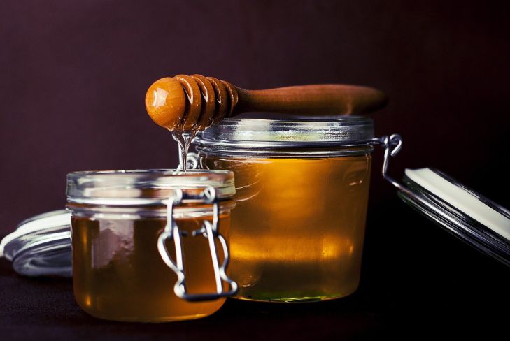 Можно ли есть мед, которому более 5 лет: ответ многих удивит