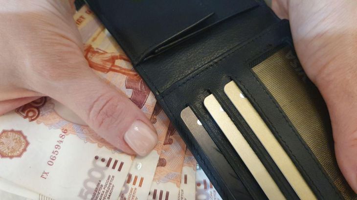 Для владельцев карт Mastercard в России изменится комиссия при покупках в интернет-магазинах Деньги