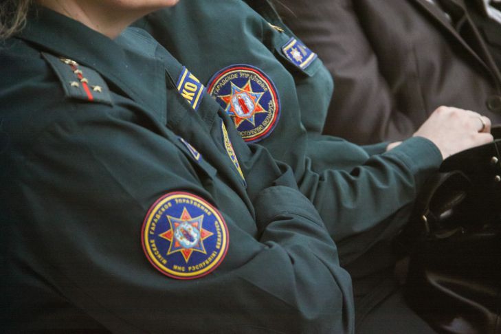 В Башкирии частично обвалилась кровля многоквартирного дома В Башкирии частично обвалилась кровля многоквартирного дома