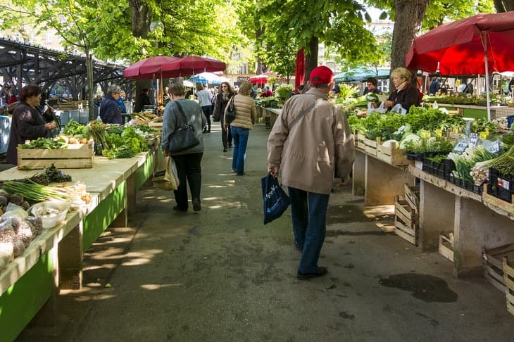 В России развернут сеть оптовых продуктовых рынков