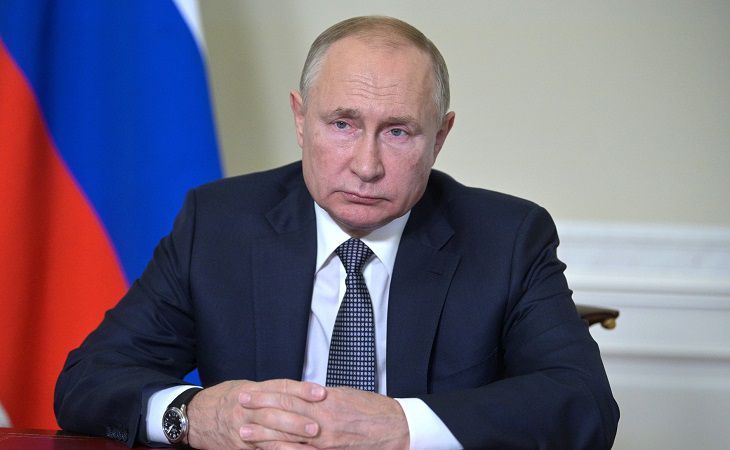 Путин поручил правительству оценить меры ВТО по ограничению торговли с Россией