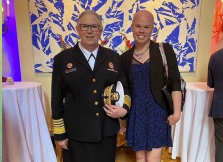 адмирал-трансгендер