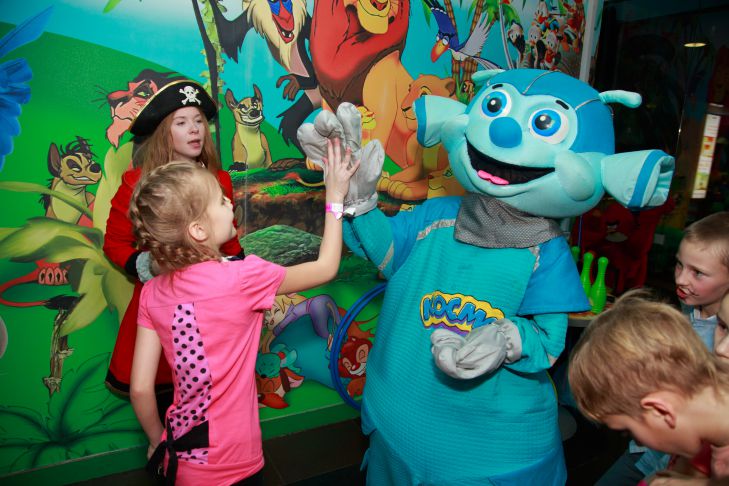 Медучреждения Москвы смогут автоматически сообщать о болезни ребенка в школу ребенок и аниматор