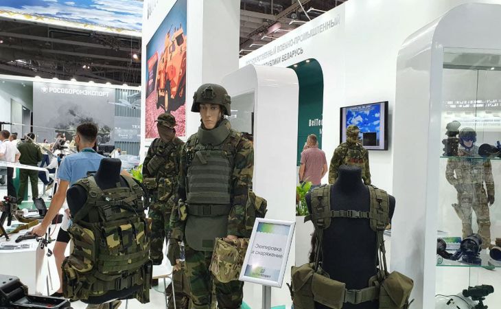 Десант ВСУ предпринял попытку форсировать Днепр в Запорожской области манекен в экипировке