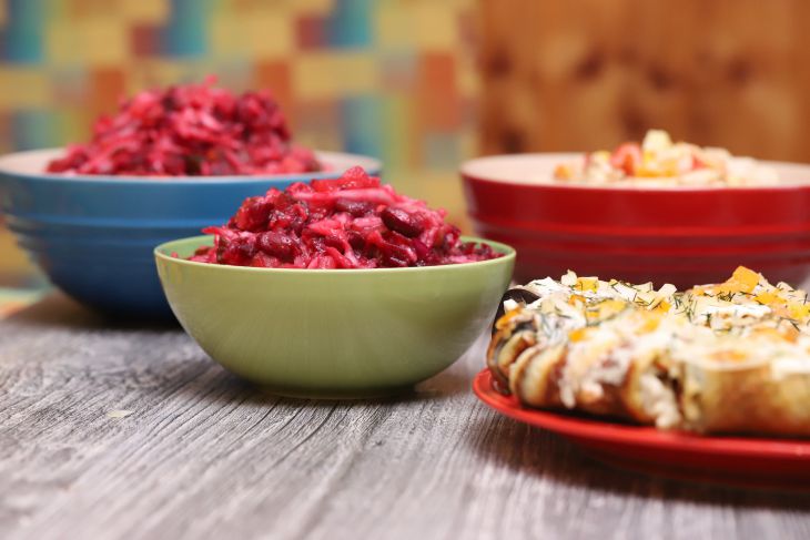 4 полезные вещи, которые можно сделать с просроченными продуктами: можно не выбрасывать продукты