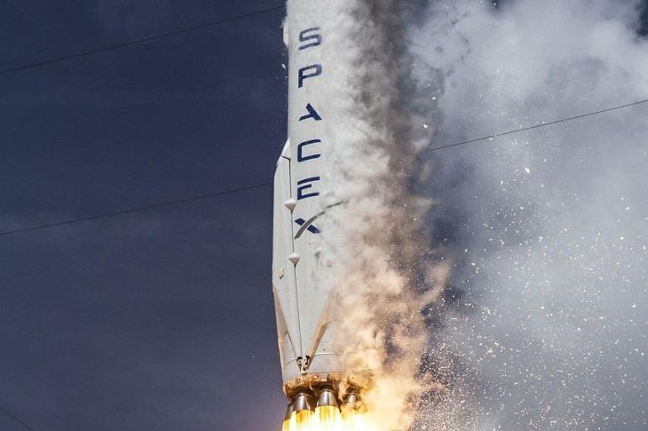 SpaceX отправила в космос 17 400 кг и установила новый рекорд Ракета