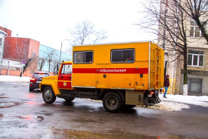 Коммунальные службы Москвы на майские праздники усилят контроль, за энергетической инфраструктурой Аварийная машина