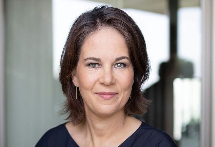 Бербок призналась, что подвергалась сексуальному насилию бербок