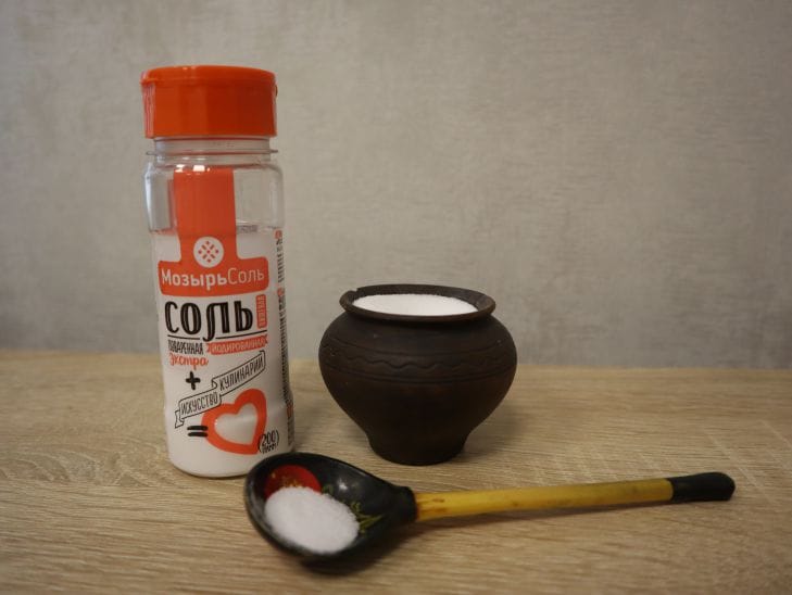 Этот ингредиент портит вкус ваших блюд: как исправить ошибку за 5 минут соль