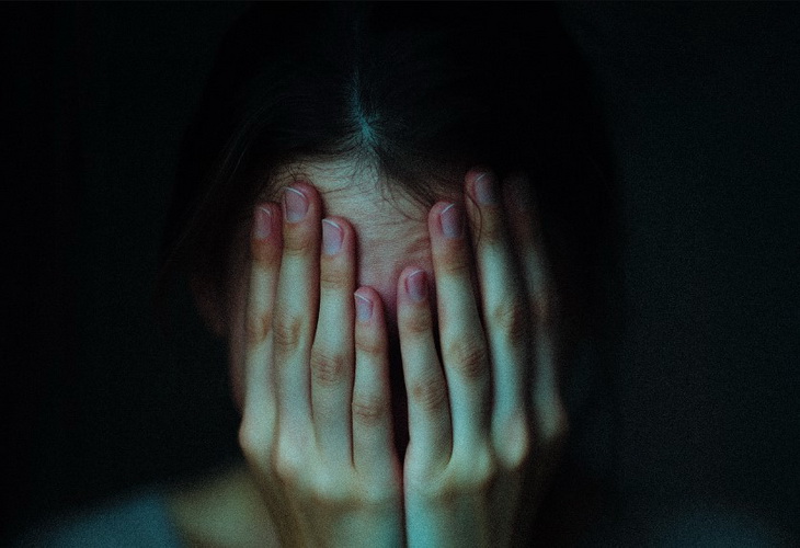 Почему вы выбираете токсичных партнеров? Виноват запах: вот как это исправить унижение