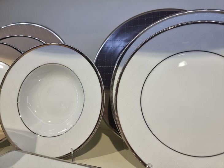 Старые тарелки — сокровище для дома: 9 гениальных идей для интерьера и быта Тарелки