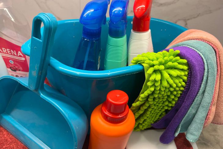 Забудьте про дорогую химию: просто смешайте эти 3 домашних ингредиента для уборки уборка