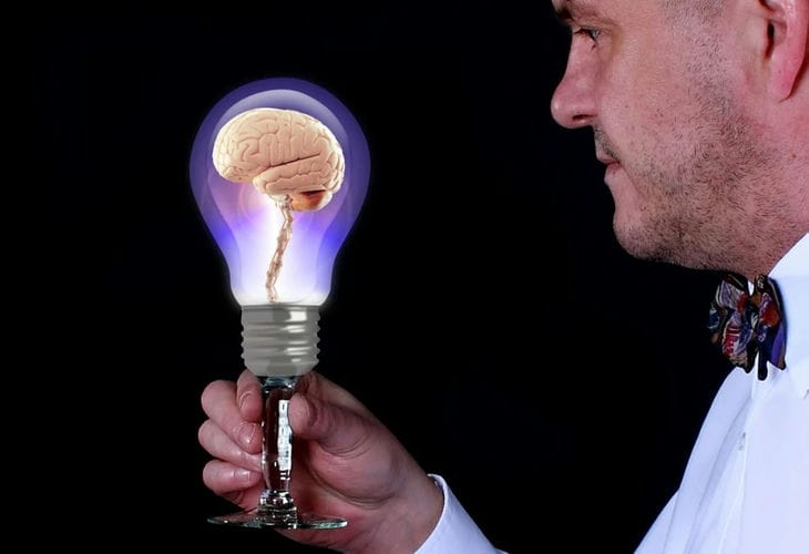 3 фразы, которые тайно управляют вами управление