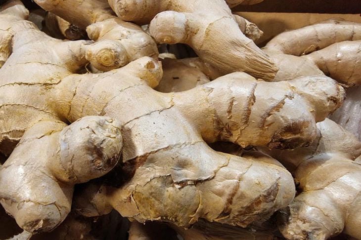 Как использовать имбирь для улучшения пищеварения: простые рецепты и важные нюансы имбирь