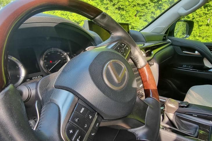 Зачем в машине нужен мешочек с кофейной гущей: простой лайфхак против тумана на стеклах машина