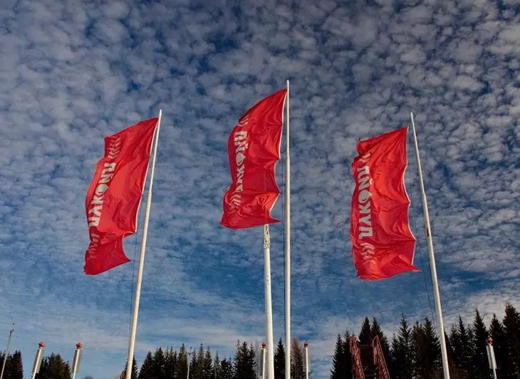 «Лукойл» объявил о продаже своих зарубежных активов из-за санкций США флаг