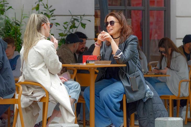 Как распознать манипулятора в общении: 3 верных признака в его речи люди