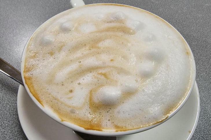 Почему ваша утренняя чашка кофе может быть главным союзником: неожиданные грани привычного ритуала кофе