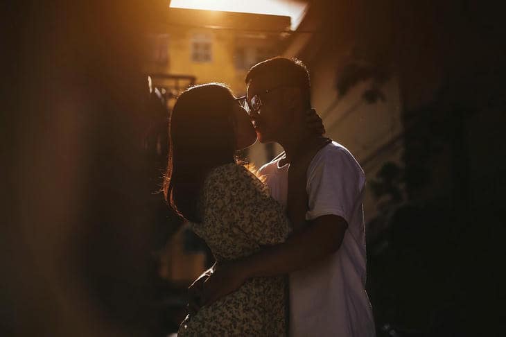 Когда наступает тот самый момент для серьезных отношений: миф о готовности пара