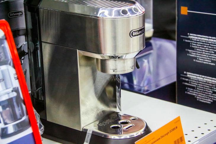 Что будет, если уксус переедет в кофеварку: химия против известкового налёта машинка