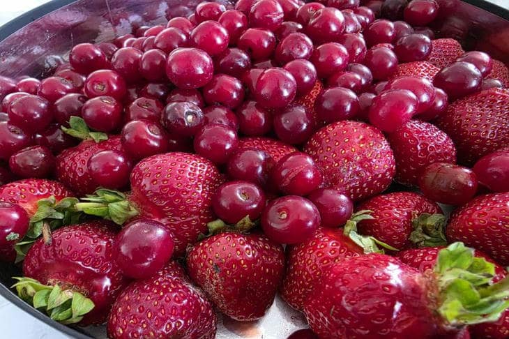 Что будет, если варить компот без сахара: ягодная правда, которую мы забыли компот