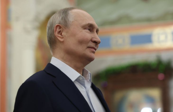 Путин поздравил православных христиан с Рождеством: важно сохранять традиции и духовные ценности Путин