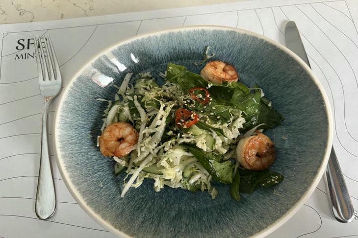 Зачем нужно иногда нарушать режим питания: как плановые отступления укрепляют дисциплину салат