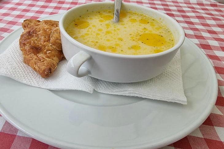 Как спасти пересоленный суп, если вода и картошка уже не помогают: три неочевидных способа суп