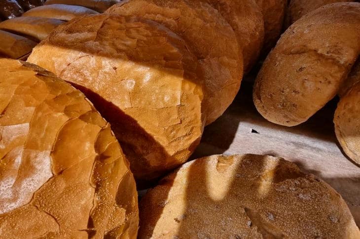 Зачем нам глютен и почему его не нужно бояться: правда о модных диетах хлеб