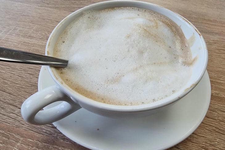 Кофе навынос в Башкирии подорожал на 9%: средний чек достиг 290 рублей кофе