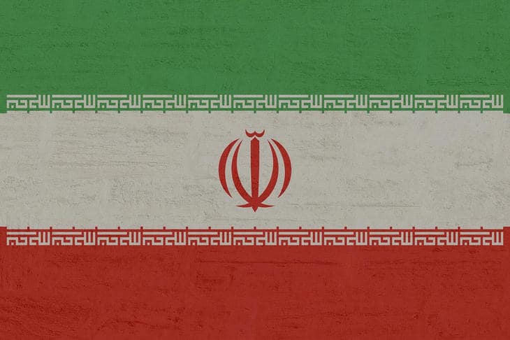 Удар по Ирану рискует развязать глобальную ядерную гонку флаг