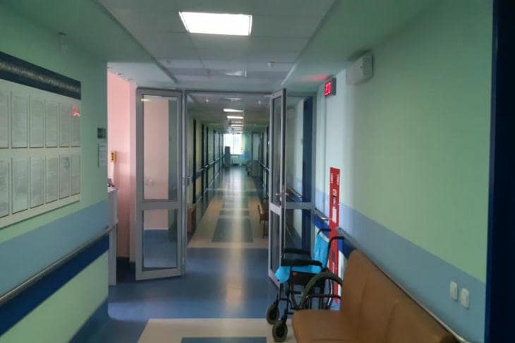 В столичных поликлиниках запустили «Умную госпитализацию»: сроки ожидания сократились в полтора раза комната