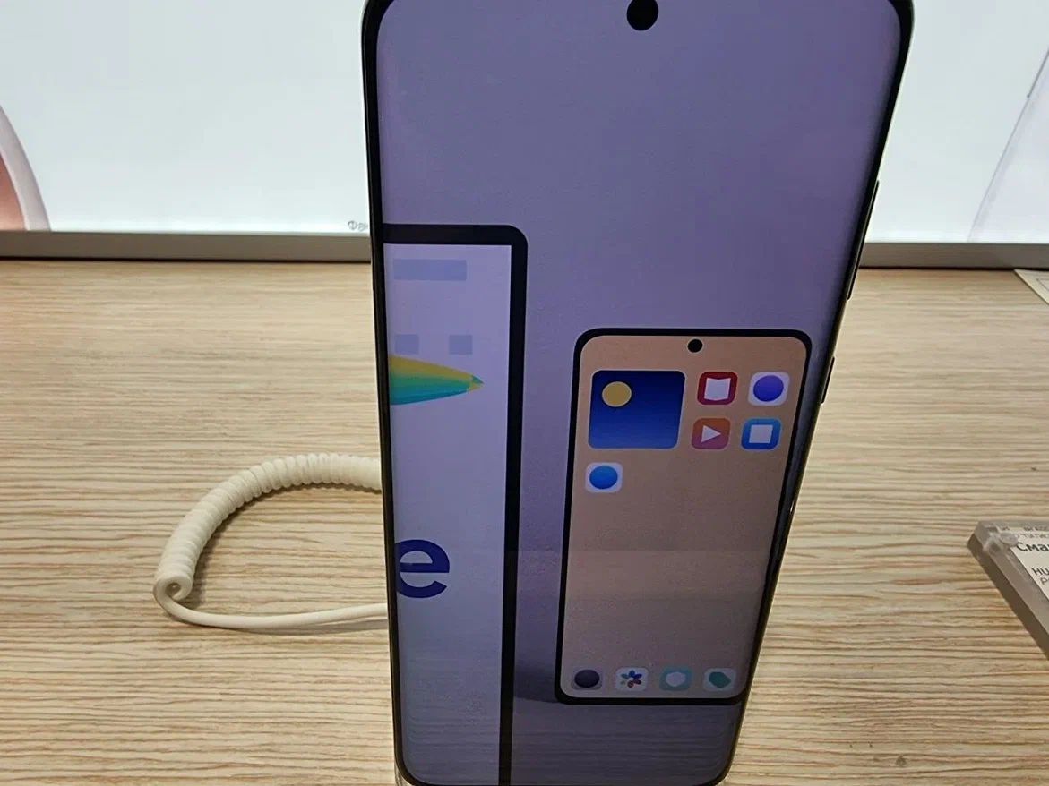 Первый публичный найм: DeepSeek набирает команду под запуск V4 телефон