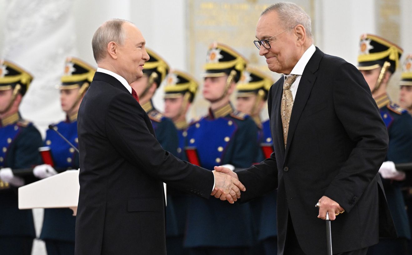 Андрей Кончаловский удостоен государственной премии из рук Владимира Путина Андрей Кончаловский