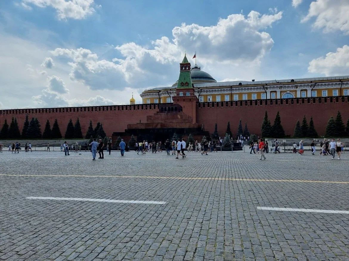 Россия может принять 16 миллионов туристов ежегодно к 2030 году: прогноз вице-премьера Красная площадь