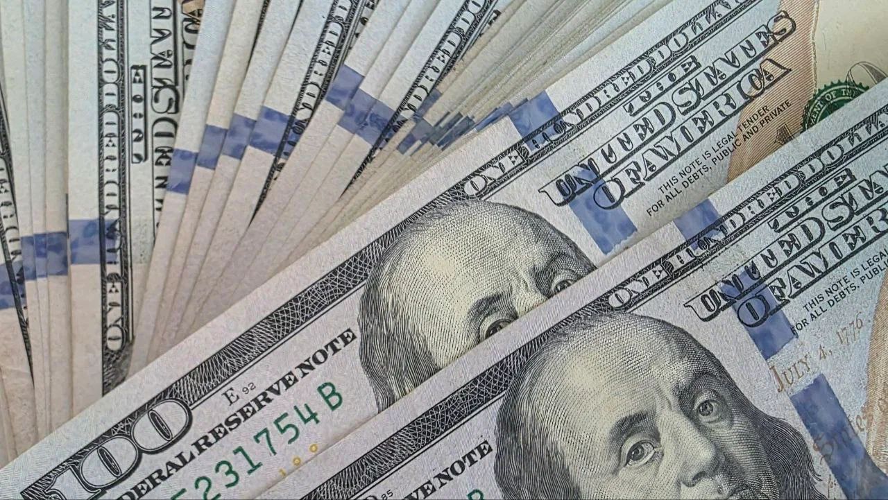 Хакеры вывели 86 миллионов долларов из биткоин-кошельков Coldcard американский доллар