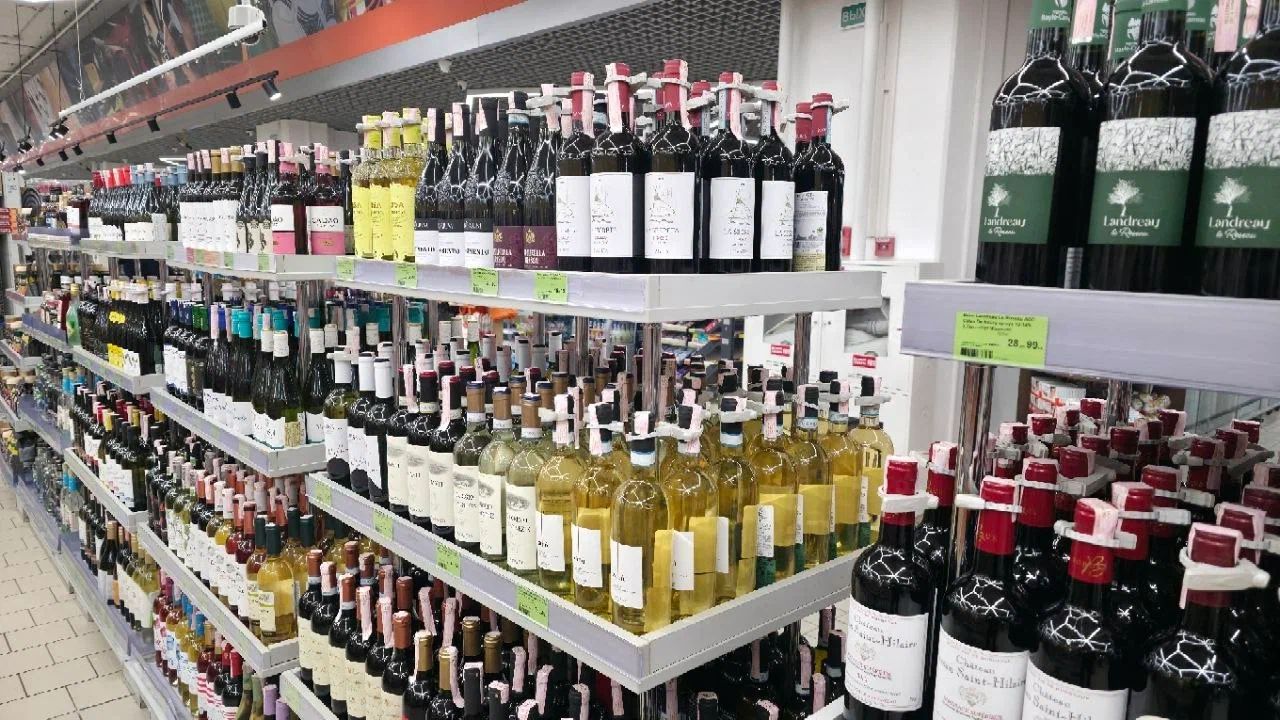 Суд в Самаре отправил на уничтожение 130 бутылок алкоголя из кафе-магазина алкогольные напитки