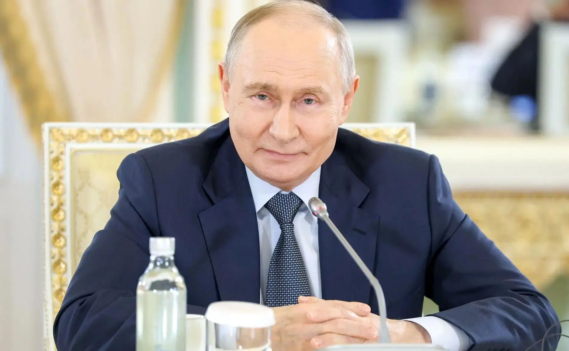 Путин подписал указы о новых послах в Сирии и Конго Владимир Путин