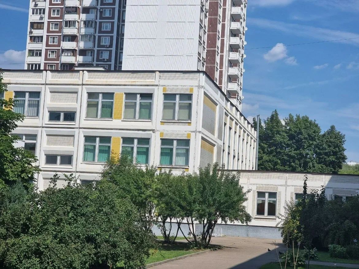 Школы Севастополя отказались от дистанта: с 1 сентября учебный год стартует очно учебное заведение