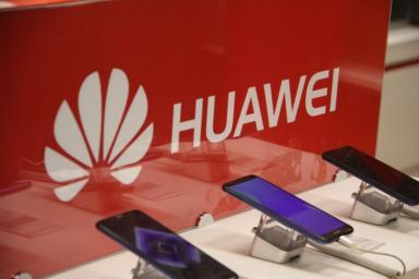 Власти США расширили санкции в отношении китайской компании Huawei