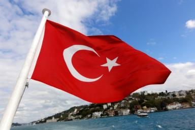 В Турции гиды угрожают отказавшимся от экскурсий туристам изоляцией