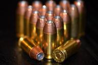 В Казани начальник отдела полиции открыл стрельбу по подчиненным