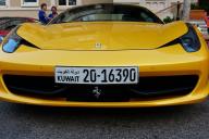 Эксперт рассказал, зачем прохожие фотографируют номер вашей машины