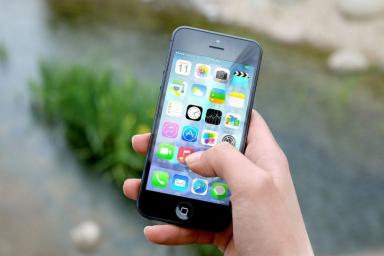 В Китае увольняют за использование iPhone