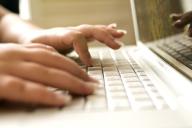 Правительство переименовало Минкомсвязь в Минцифры