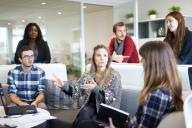 С начала пандемии 1,5 млн иностранцев получили документы на работу