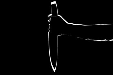 Жительница Севастополя набросилась с ножом на сожителя из-за пощечины