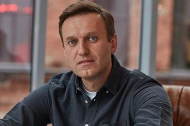 Раскрыта причина увольнения врача, лечившего Навального в Омске